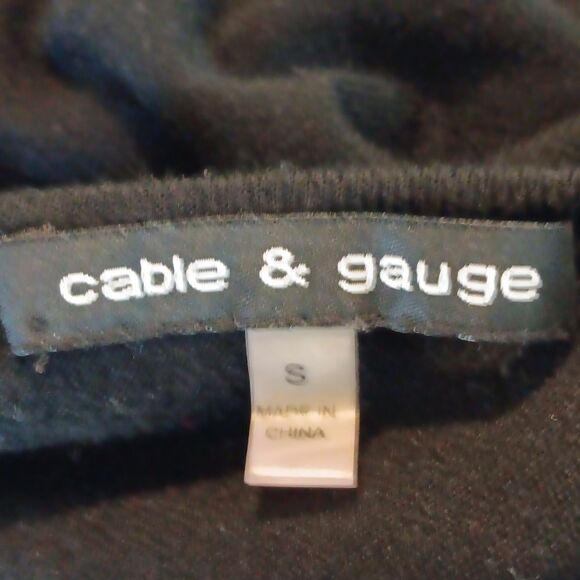 Cable & Gauge Soft Knit Sweater - Picture 8 of 11